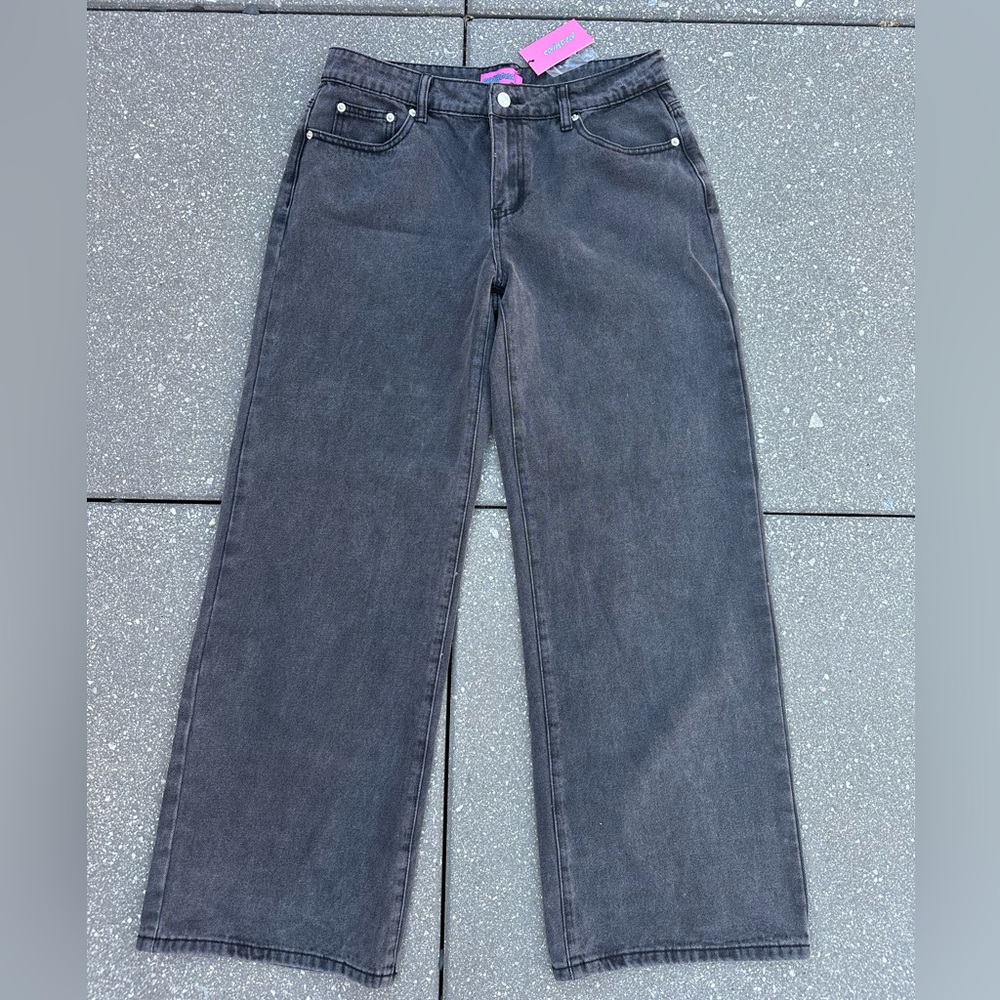Low-Rise Black/Gray Baggy Jeans